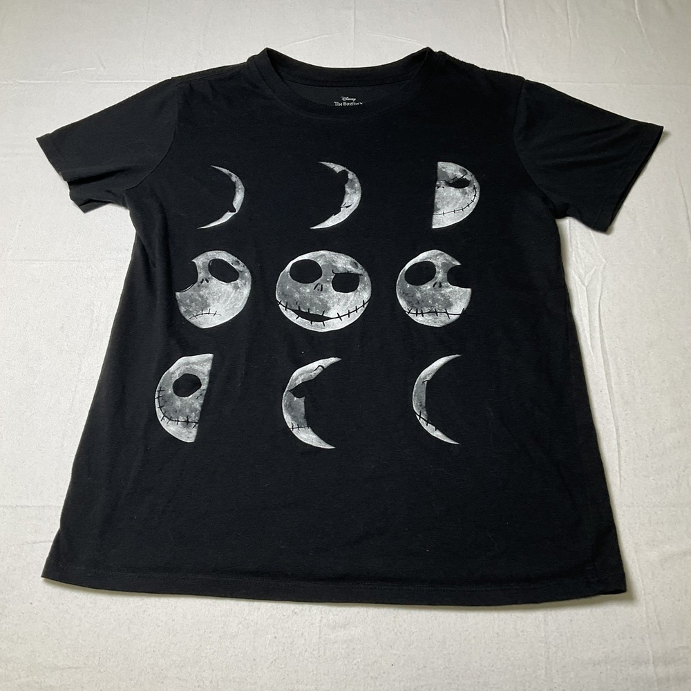 Disney Nightmare Before Christmas Women's Skellington Moon Phase Tshirt Sz S 627